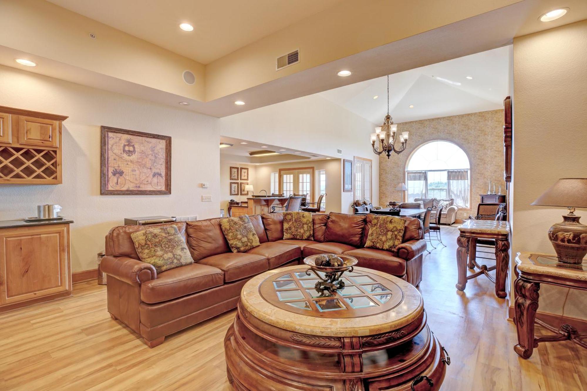 Grand Crowne Resort Branson Room photo