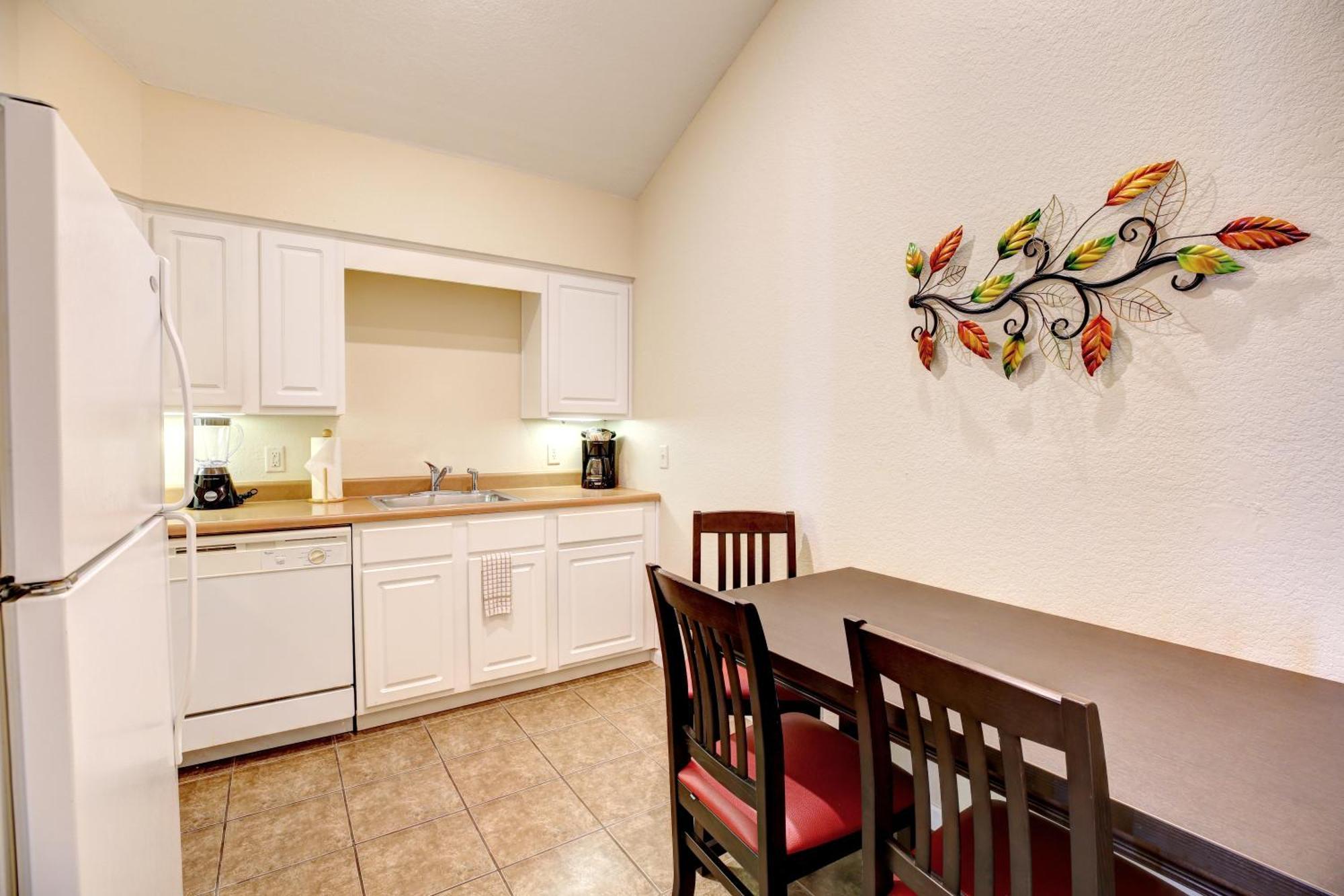 Grand Crowne Resort Branson Room photo