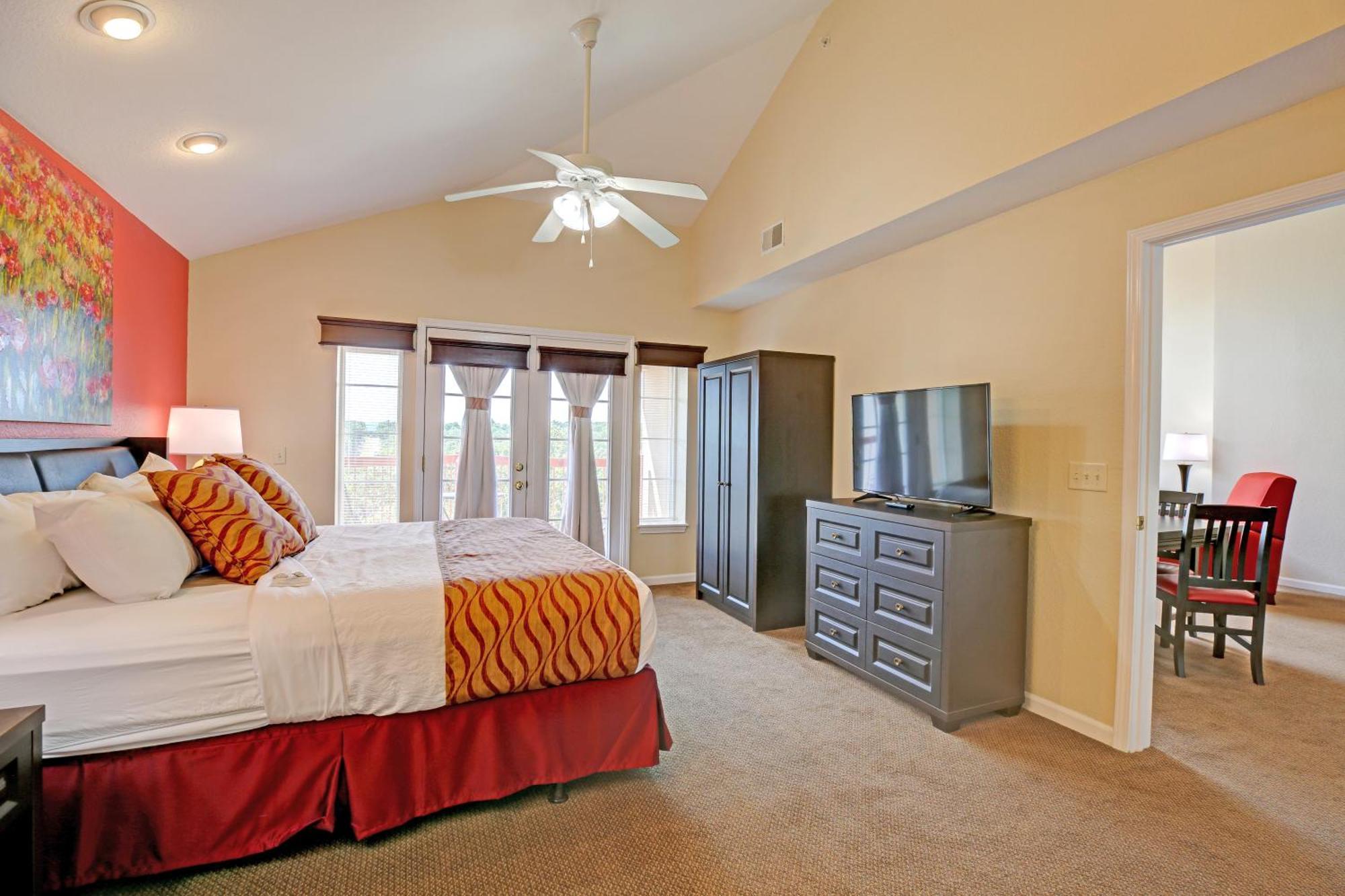 Grand Crowne Resort Branson Room photo